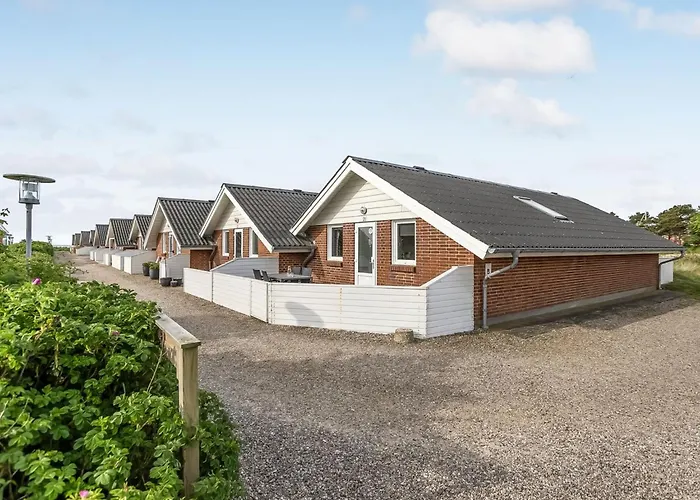 Rohan - 2-2km From The Sea By Interhome Lejlighed *